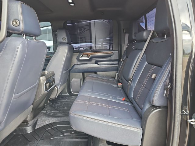 Used 2024 Chevrolet Silverado 3500 High Country w/ High Country Premium Package AWD/4WD image 14