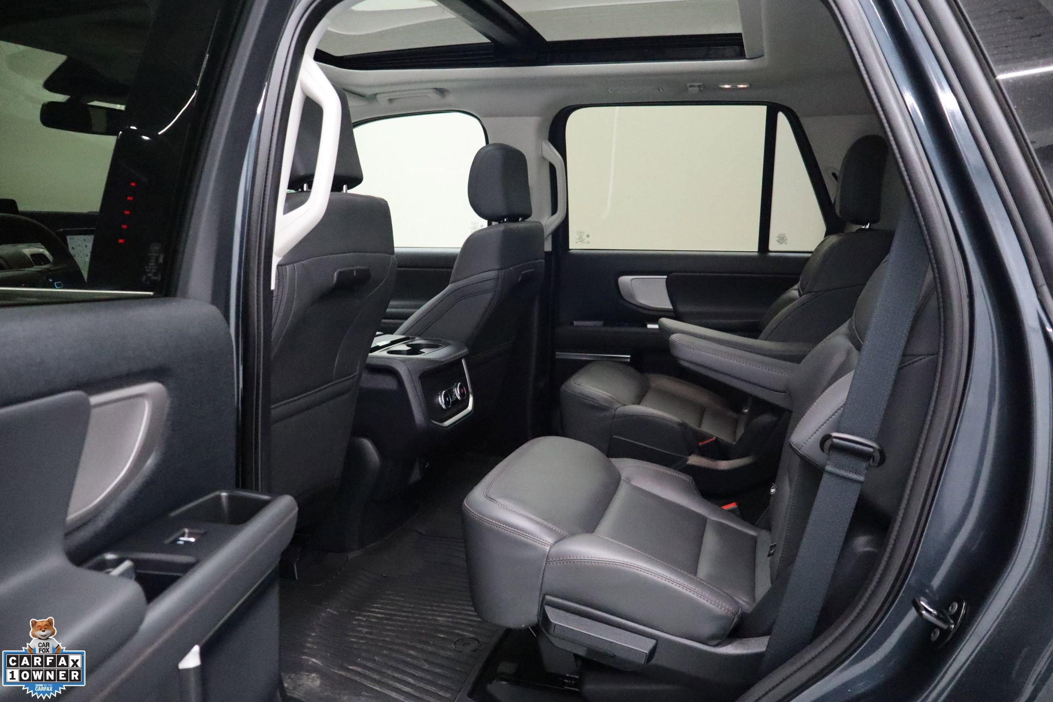 Certified 2025 Ford Expedition Active image 28