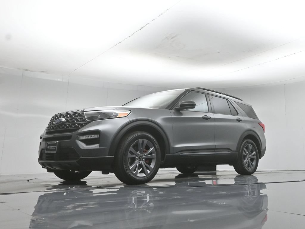 Certified 2023 Ford Explorer XLT w/ Equipment Group 202A RWD image 50