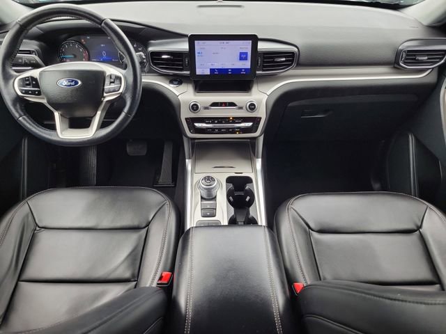 Certified 2023 Ford Explorer XLT w/ Equipment Group 202A RWD image 21