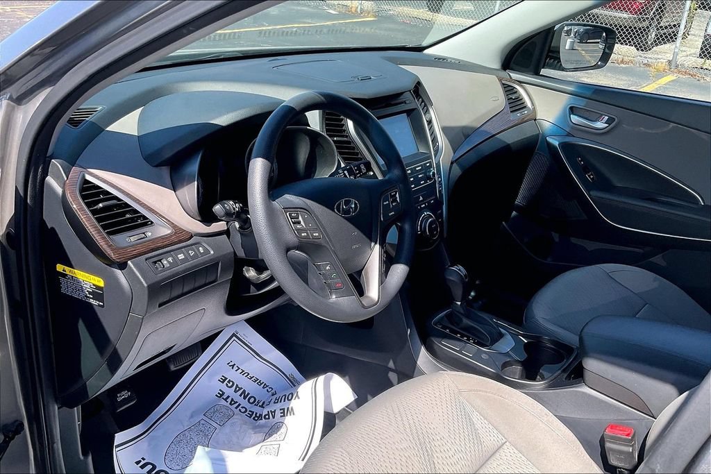 Used 2017 Hyundai Santa Fe Sport FWD image 13