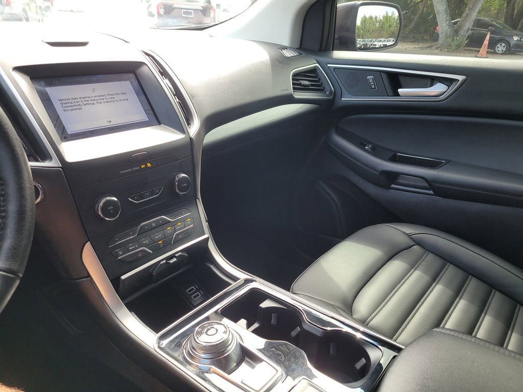 Certified 2019 Ford Edge SEL w/ Equipment Group 201A image 20