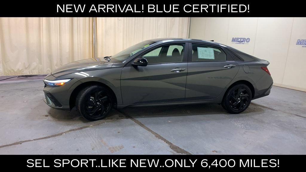 Used 2026 Hyundai Elantra Sport FWD image 6