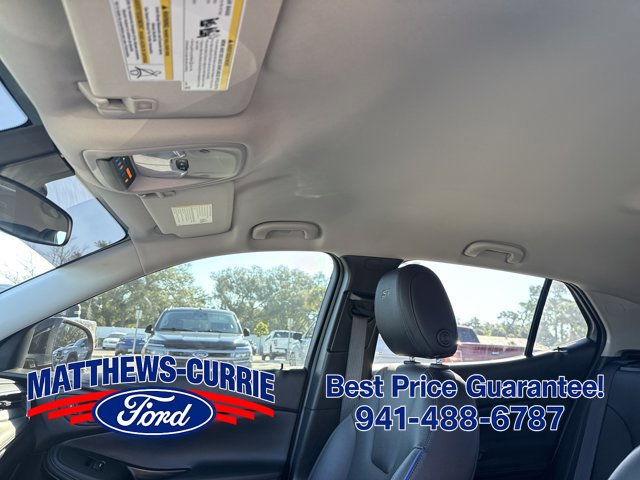 Used 2025 Buick Encore GX Sport Touring AWD/4WD image 10