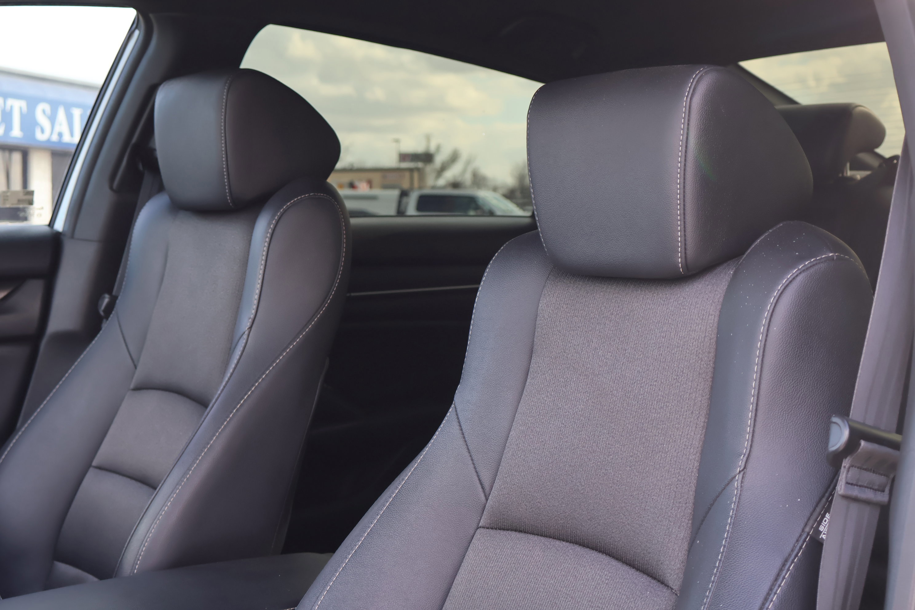 Used 2020 Honda Accord Sport image 14