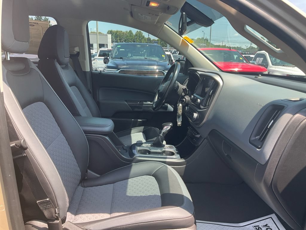 Used 2022 Chevrolet Colorado Z71 AWD/4WD image 12