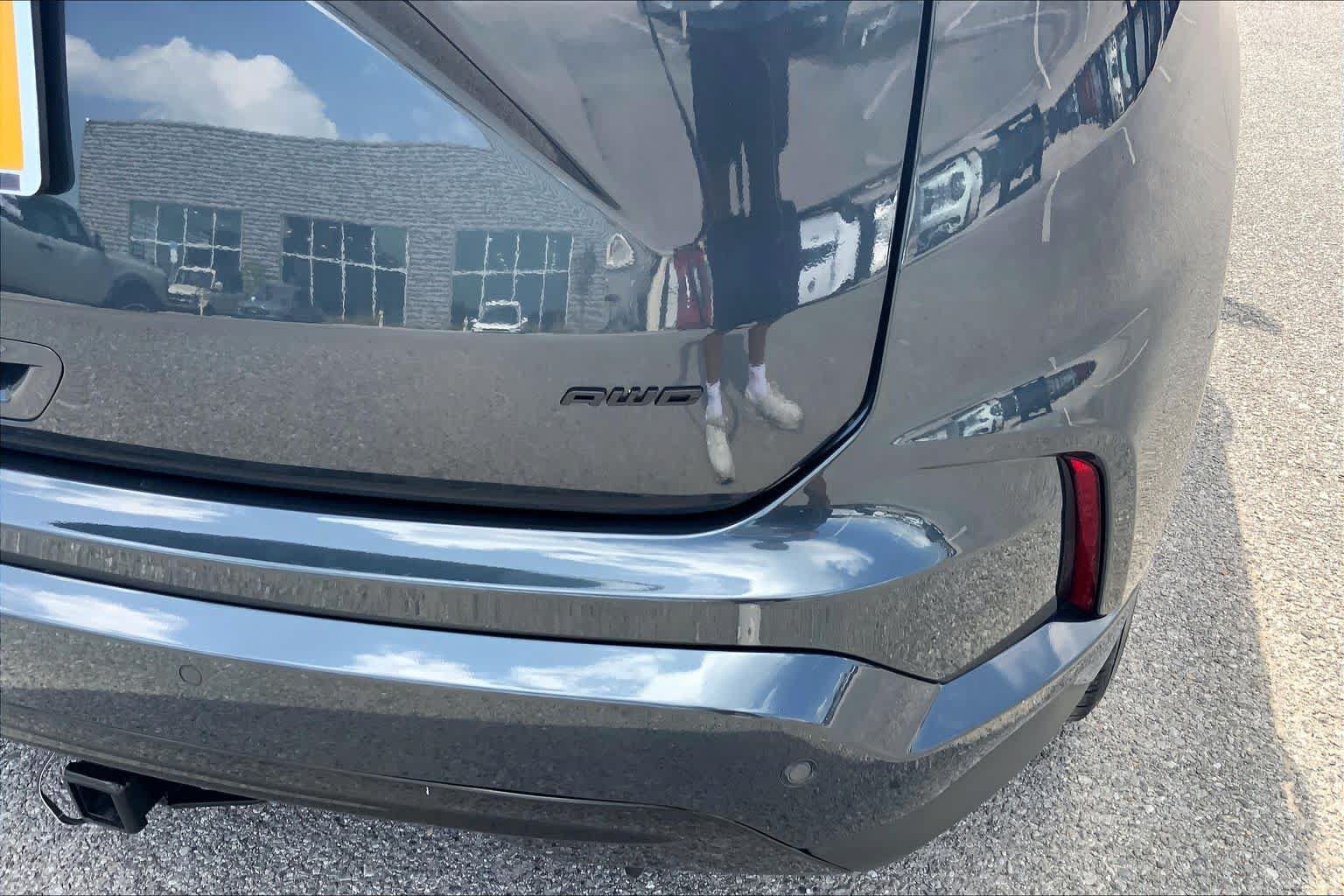 Certified 2022 Ford Edge SE w/ Black Appearance Package AWD/4WD image 10