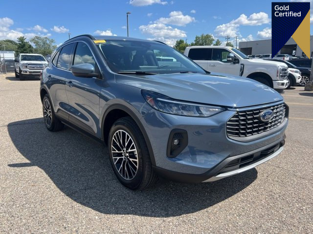 Certified 2025 Ford Escape SE
