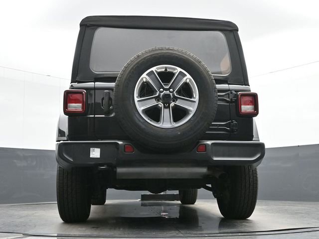 Used 2022 Jeep Wrangler Unlimited Sahara image 38