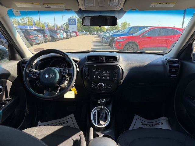 Used 2018 Kia Soul + FWD image 4