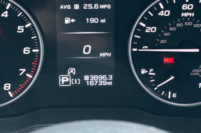 Used 2024 Subaru Crosstrek 2.0i Premium image 30