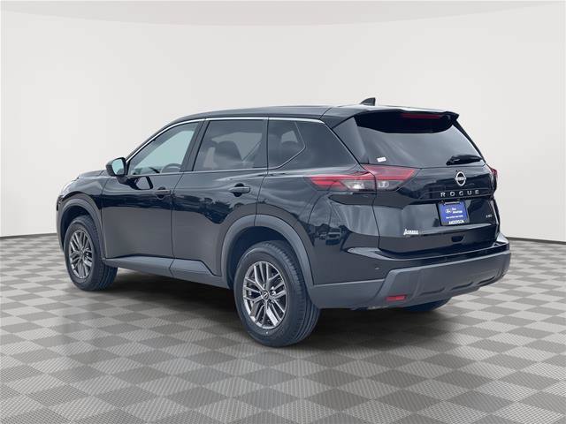 Used 2024 Nissan Rogue S AWD/4WD image 9