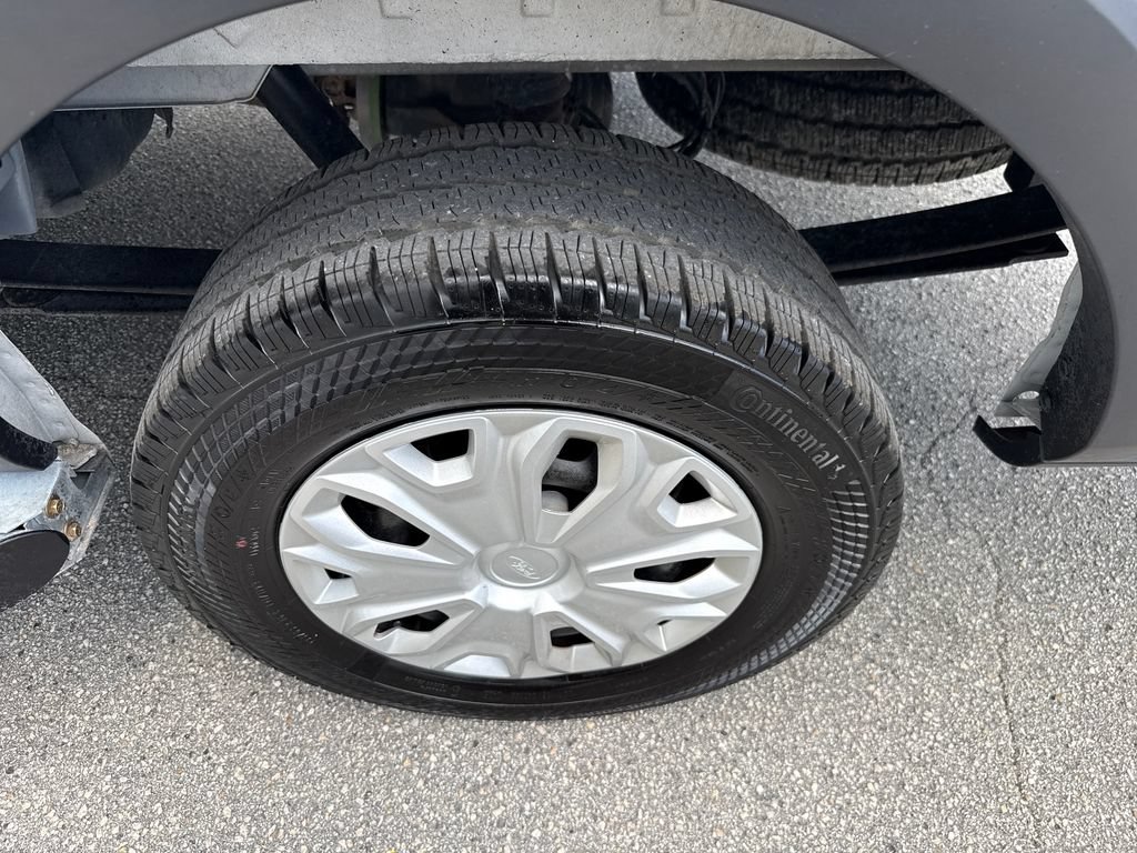 Certified 2025 Ford Transit 250 Low Roof w/ Exterior Upgrade Package RWD image 13