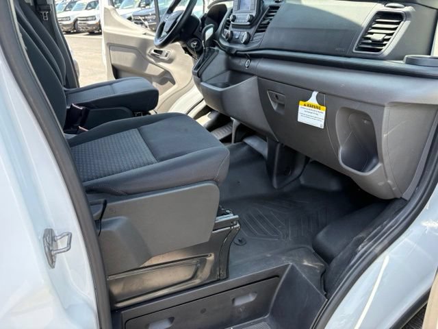 Certified 2025 Ford Transit 250 Low Roof w/ Exterior Upgrade Package RWD image 29