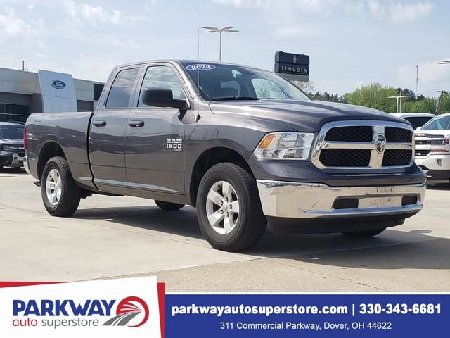 Used 2024 RAM 1500 Classic SLT AWD/4WD image 1