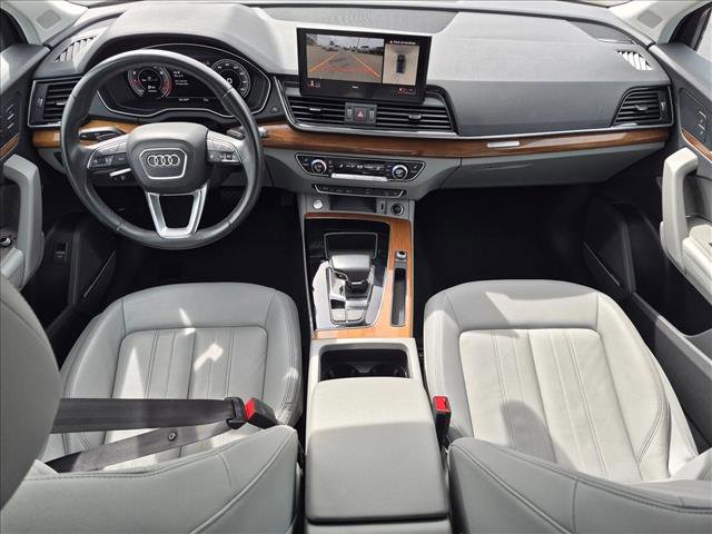 Used 2022 Audi Q5 2.0T Premium Plus w/ Premium Plus Package AWD/4WD image 19
