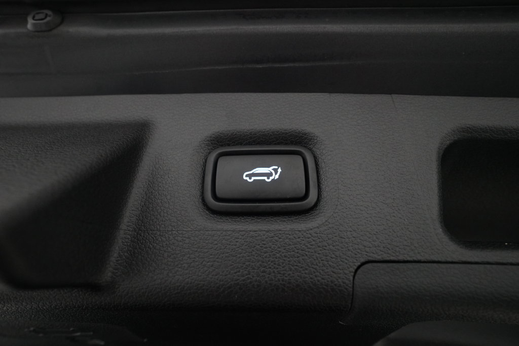 Used 2023 Hyundai Santa Fe SEL w/ Premium Package AWD/4WD image 15