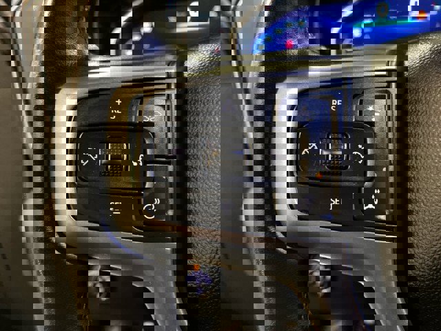 Used 2023 Chevrolet Silverado 1500 RST w/ Z71 Off-Road Package AWD/4WD image 21