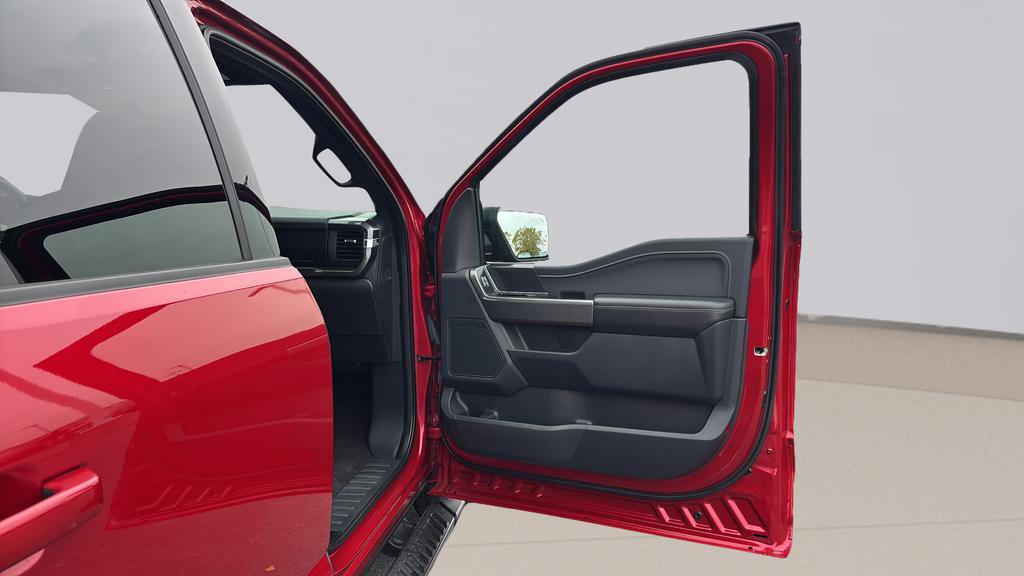 Certified 2022 Ford F150 XLT w/ Equipment Group 302A High image 23