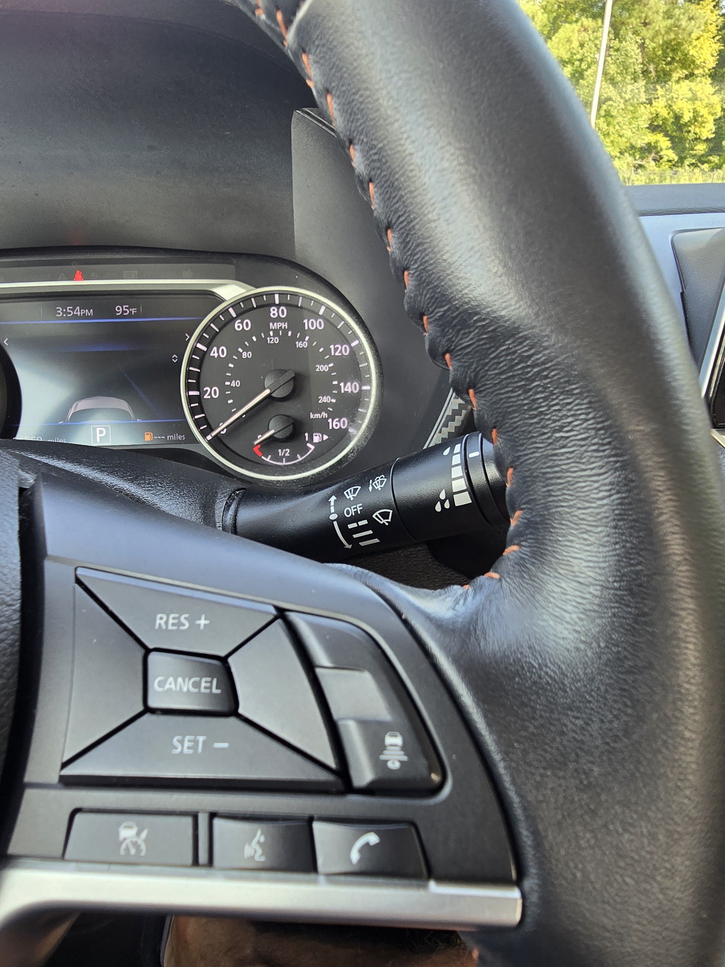 Used 2020 Nissan Sentra SR FWD image 17