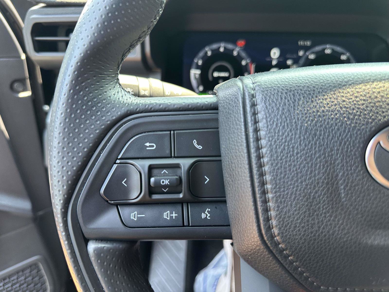 Used 2025 Toyota 4Runner TRD Pro AWD/4WD image 34