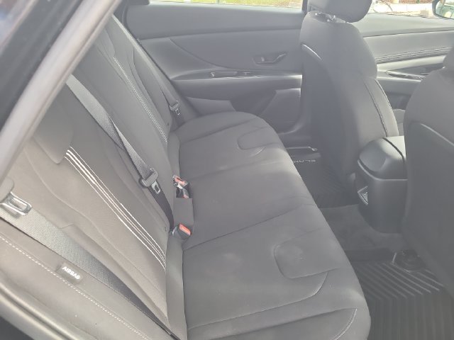 Used 2025 Hyundai Elantra Sport FWD image 26