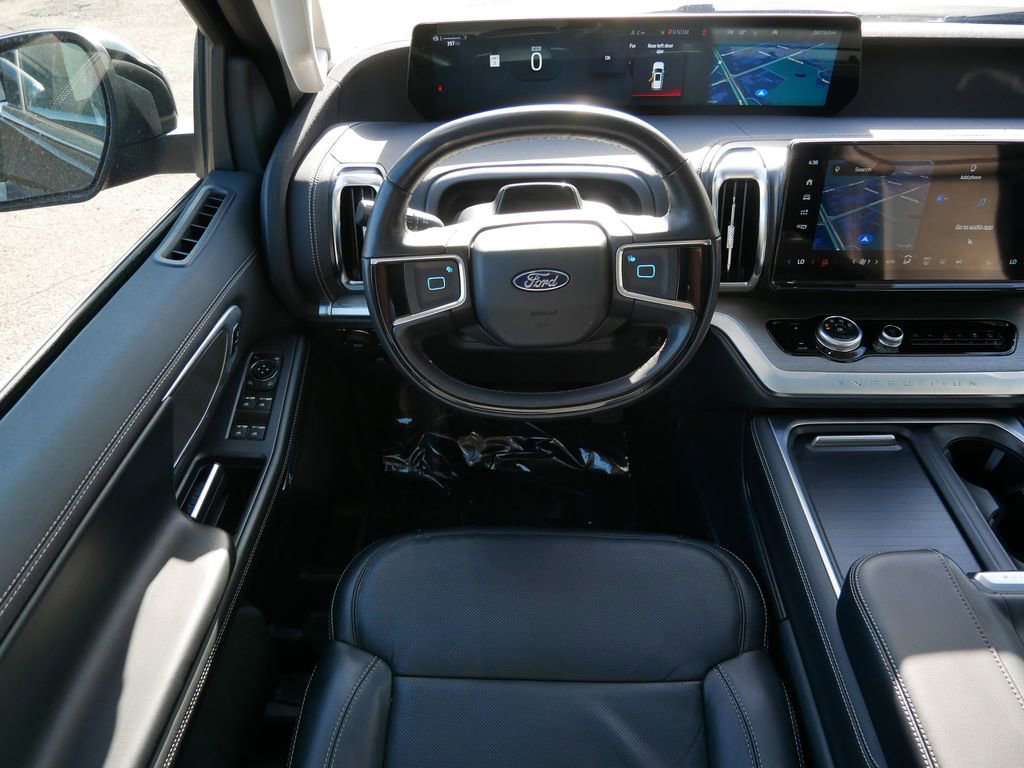 Certified 2025 Ford Expedition Max Platinum AWD/4WD image 12