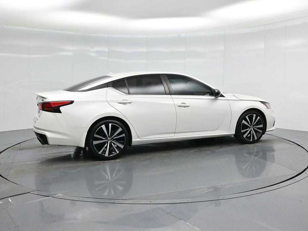 Used 2022 Nissan Altima 2.0 SR image 23