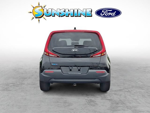 Used 2021 Kia Soul LX FWD image 5