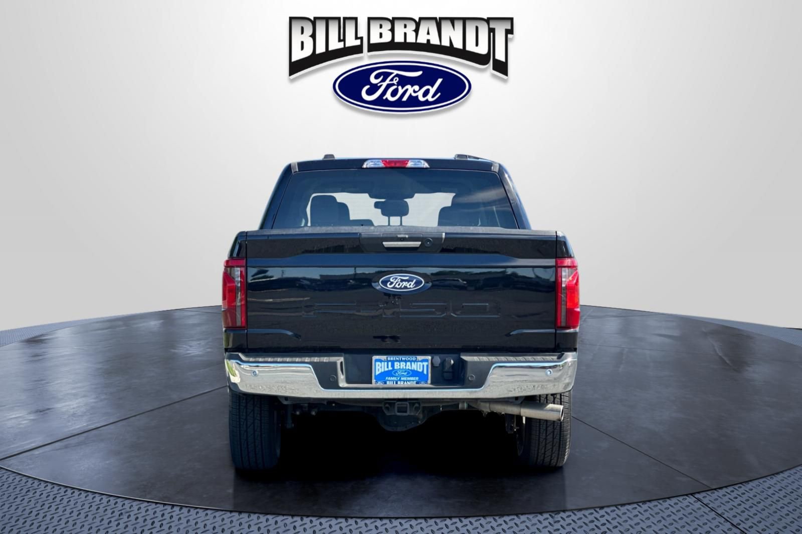 Certified 2024 Ford F150 XLT w/ Mobile Office Package AWD/4WD image 4