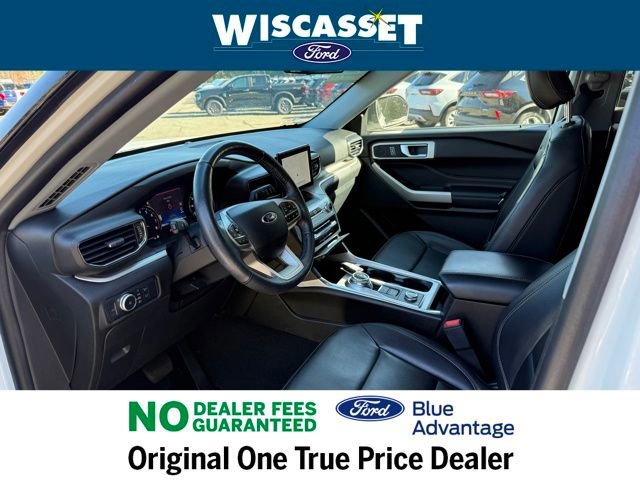 Certified 2022 Ford Explorer XLT w/ Equipment Group 202A image 11