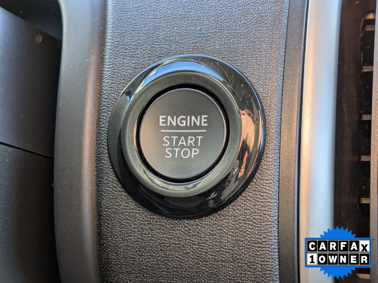 Certified 2025 Ford Expedition Active image 35