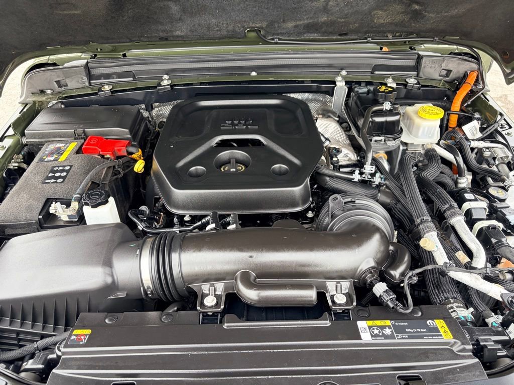 Used 2024 Jeep Wrangler Unlimited Rubicon 4xe image 39