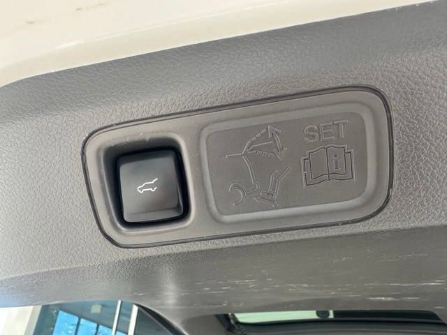 Certified 2020 Ford Expedition XLT w/ Equipment Group 202A RWD image 35