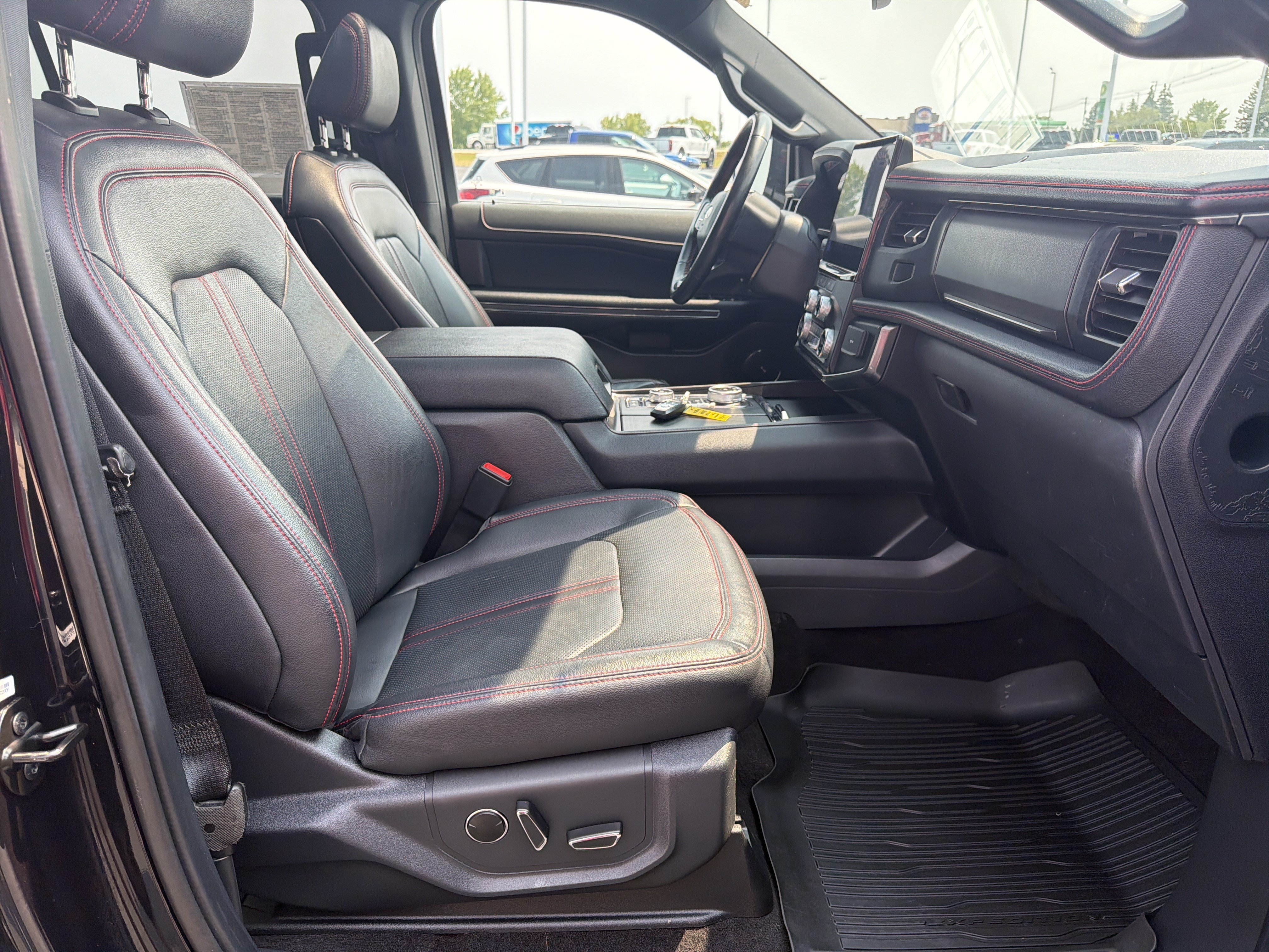 Certified 2023 Ford Expedition Max Limited AWD/4WD image 12