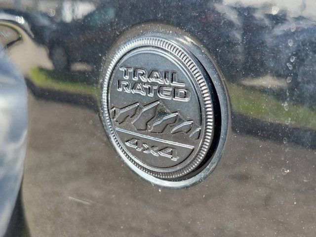 Used 2021 Jeep Wrangler Unlimited Sahara image 10