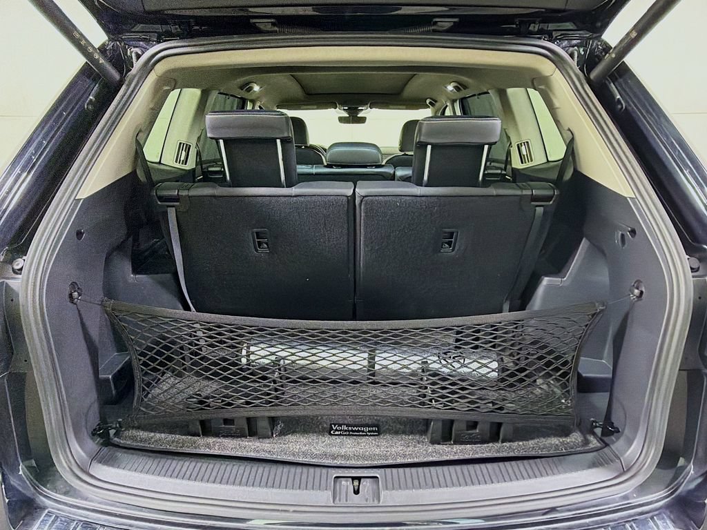 Used 2024 Volkswagen Atlas SEL Premium R-Line AWD/4WD image 29