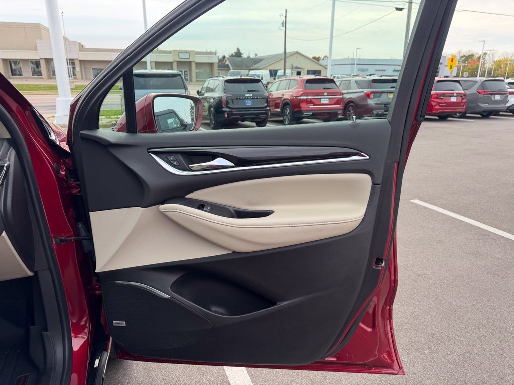 Used 2018 Buick Enclave Premium w/ Trailering Package FWD image 17