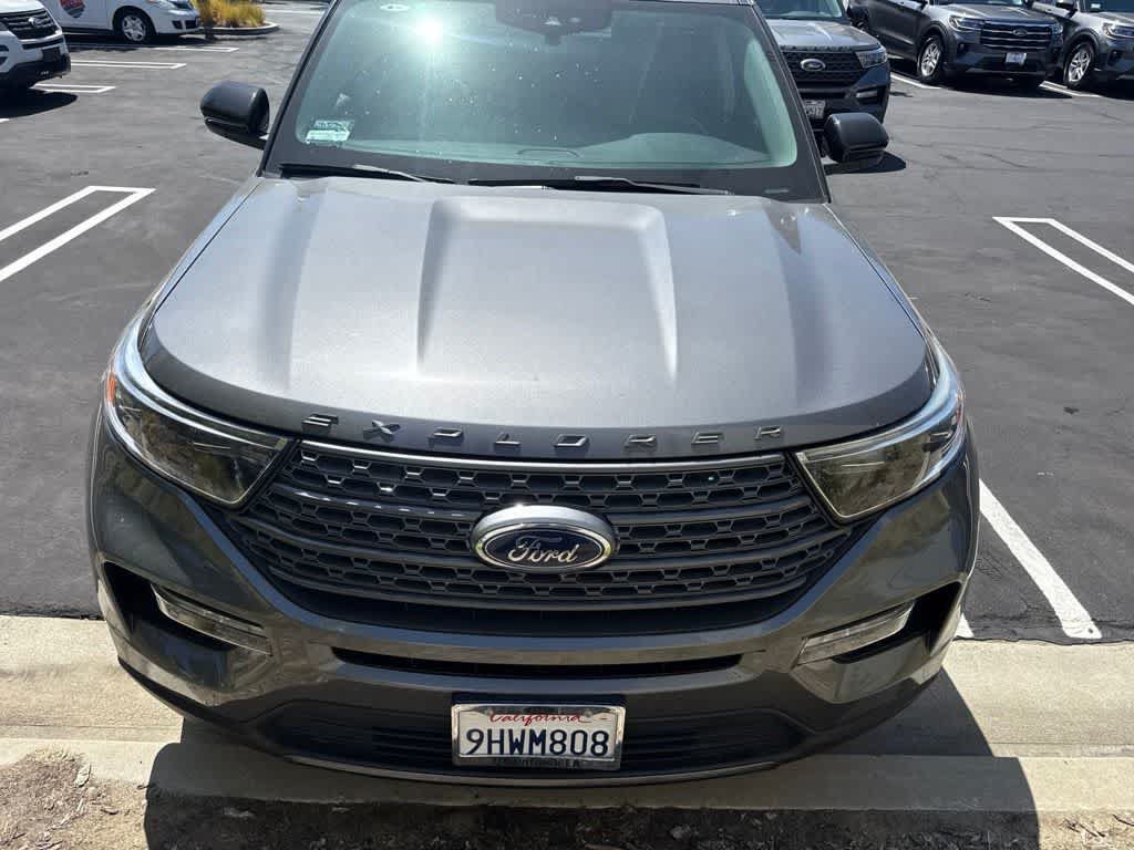 Certified 2023 Ford Explorer XLT w/ Equipment Group 202A RWD image 8