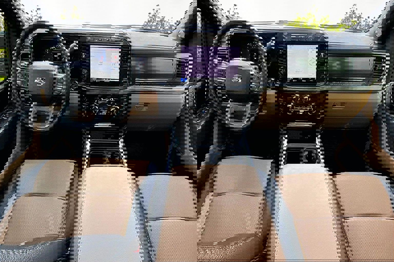 Certified 2024 Ford F250 Lariat w/ Lariat Ultimate Package image 16