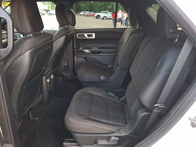 Certified 2020 Ford Explorer XLT w/ Comfort Package AWD/4WD image 10