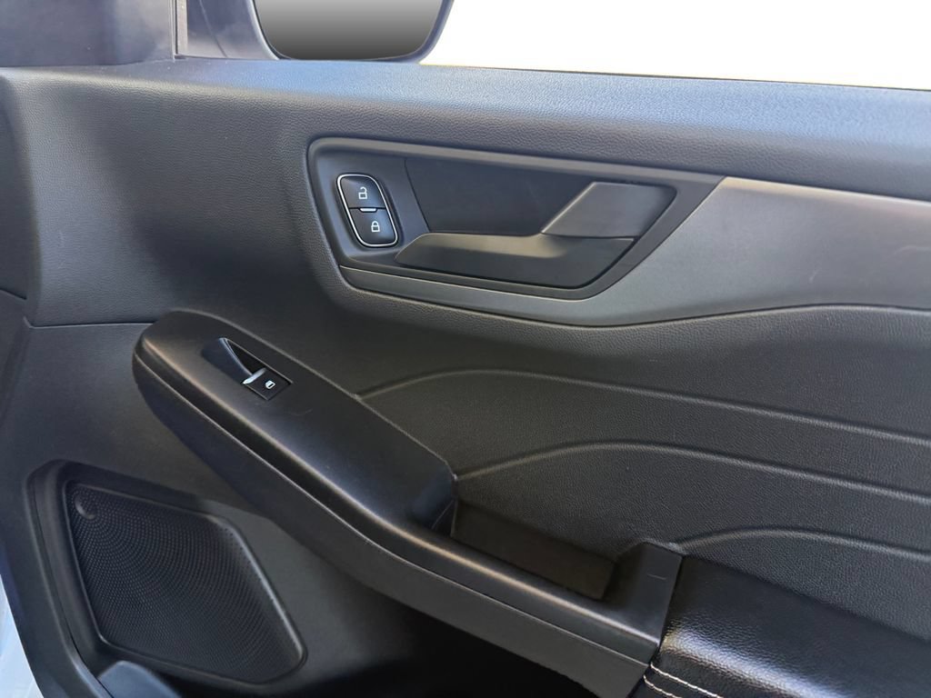 Certified 2025 Ford Escape Active w/ Cold Weather Package FWD image 28