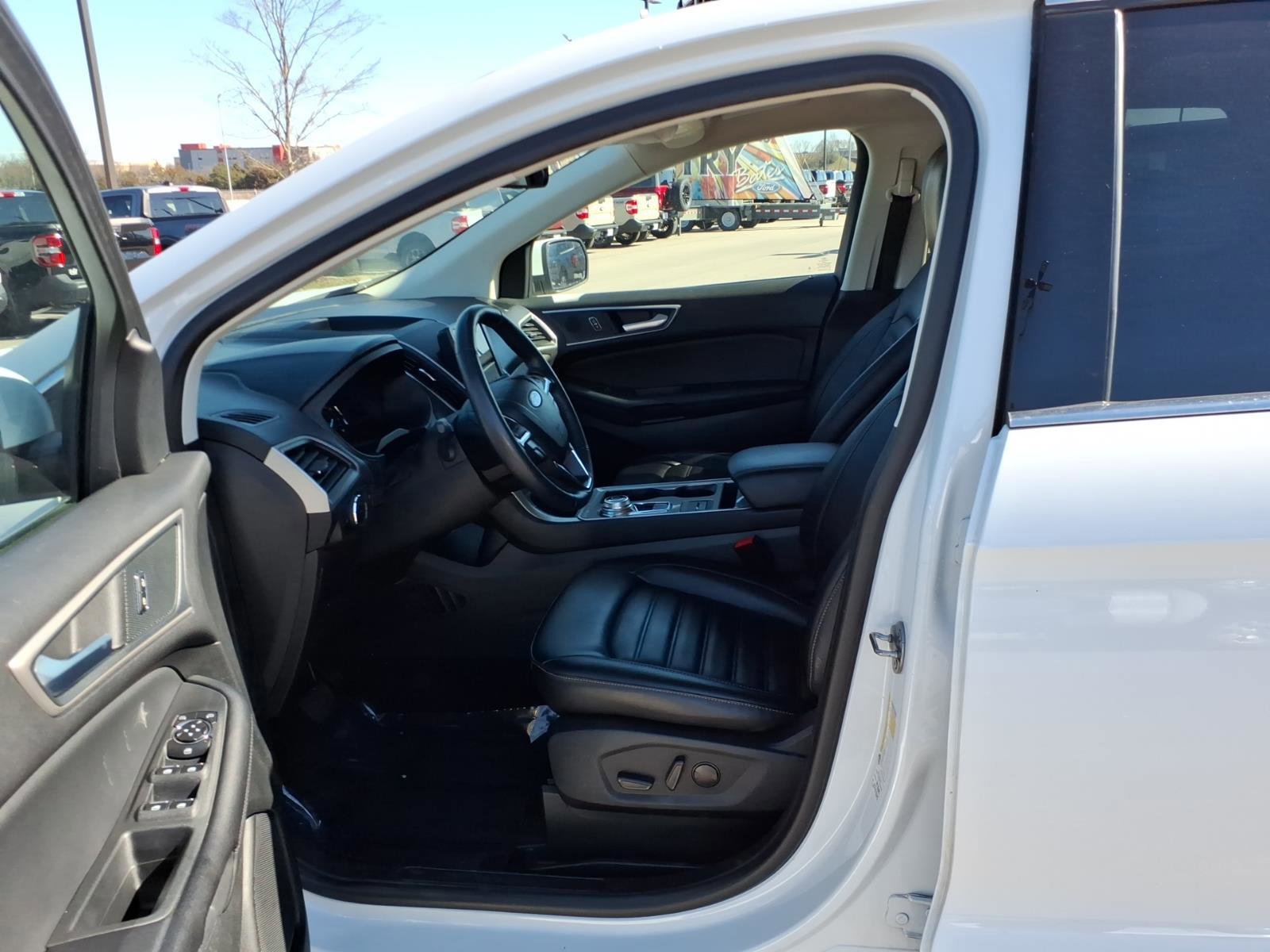 Certified 2024 Ford Edge SEL image 11