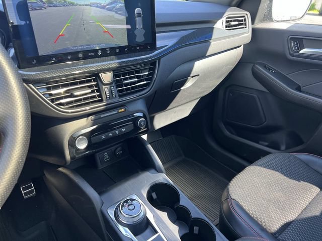 Certified 2024 Ford Escape ST-Line w/ Tech Pack #1 AWD/4WD image 30