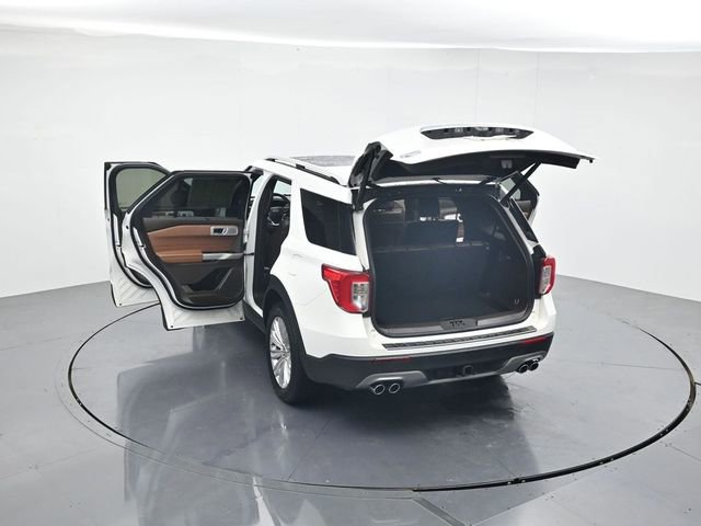 Certified 2023 Ford Explorer King Ranch w/ Technology Package AWD/4WD image 46