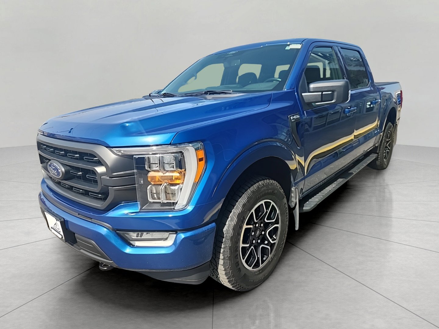 Certified 2022 Ford F150 XLT w/ Equipment Group 302A High image 3