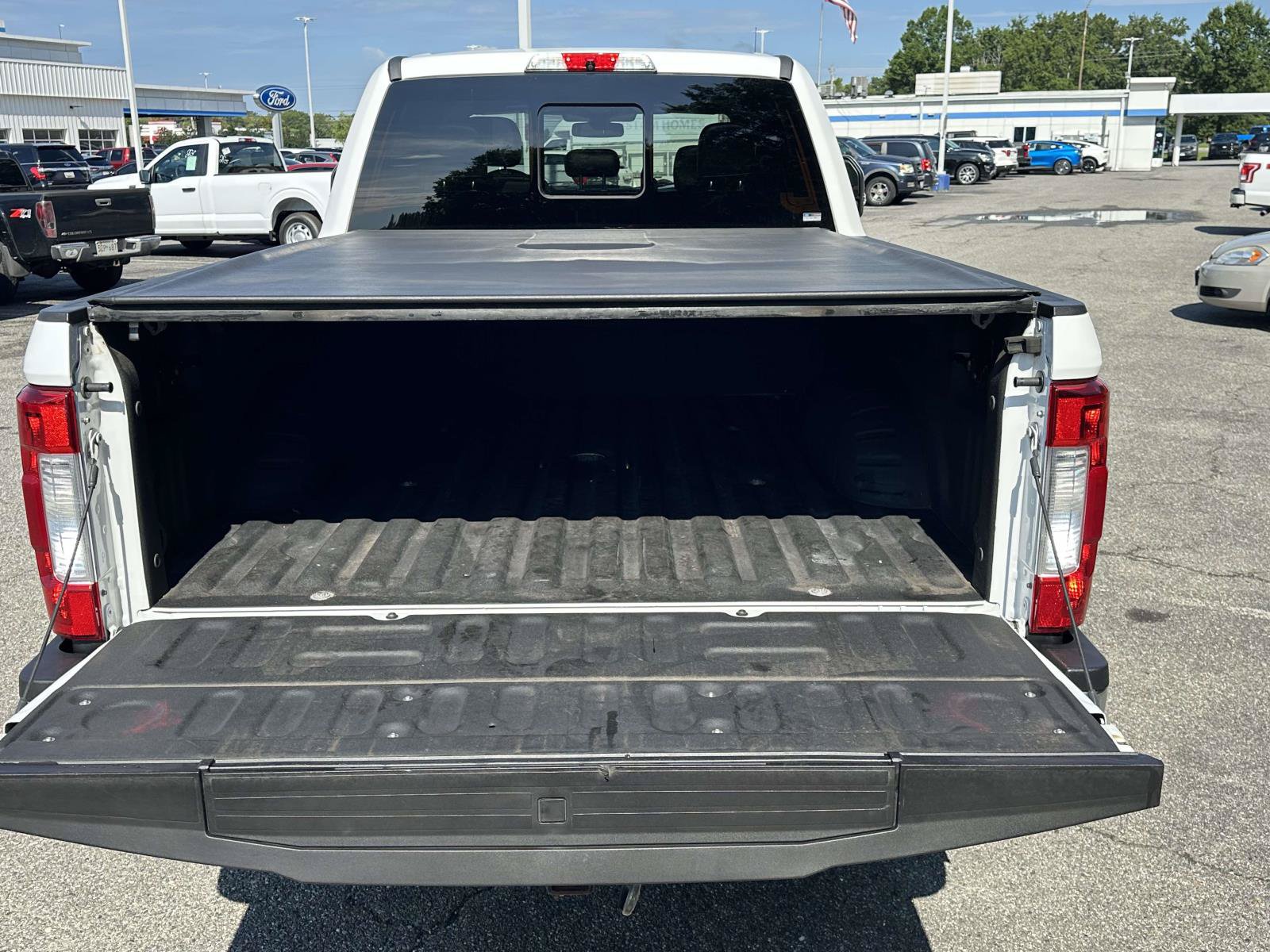 Certified 2019 Ford F350 Lariat w/ Lariat Ultimate Package AWD/4WD image 29