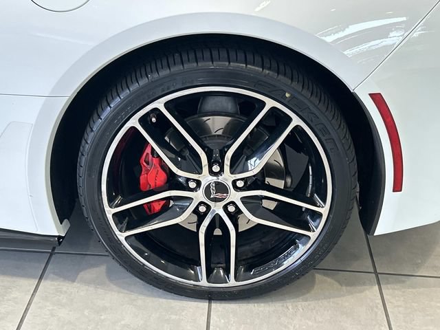 Used 2019 Chevrolet Corvette Stingray Coupe RWD image 13