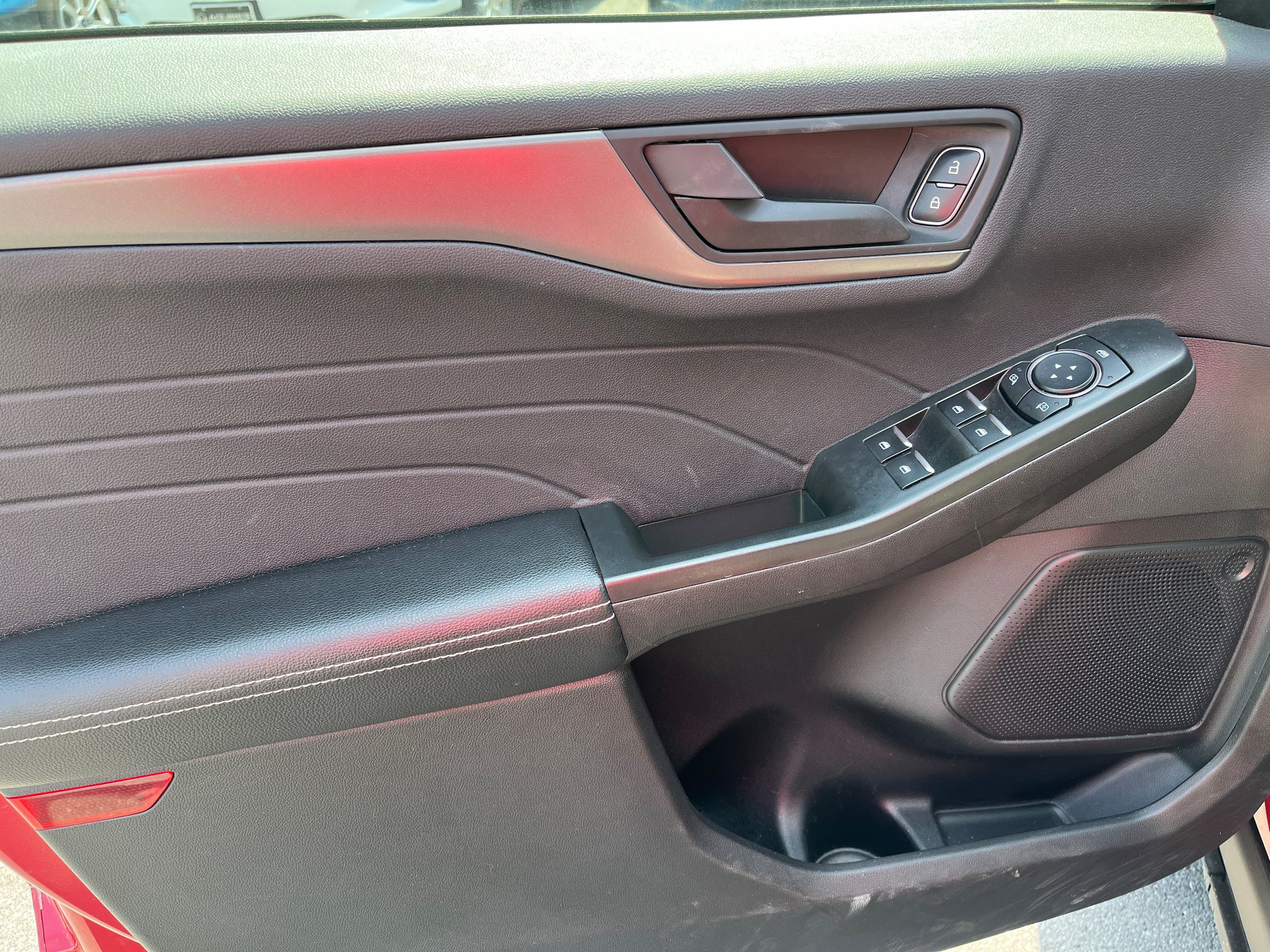 Certified 2023 Ford Escape Active AWD/4WD image 19