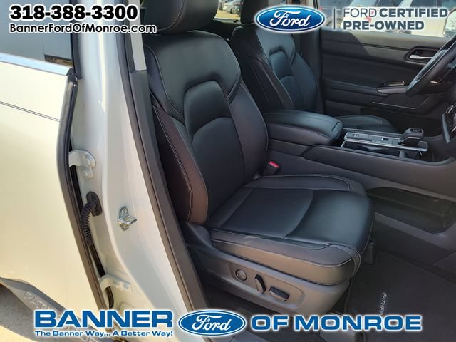 Used 2024 Nissan Pathfinder SL FWD image 23